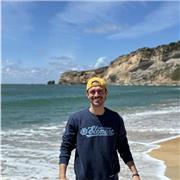 Se hai bisogno di aiuto per il tuo studio e i tuoi compiti, sono l'insegnante giusto!